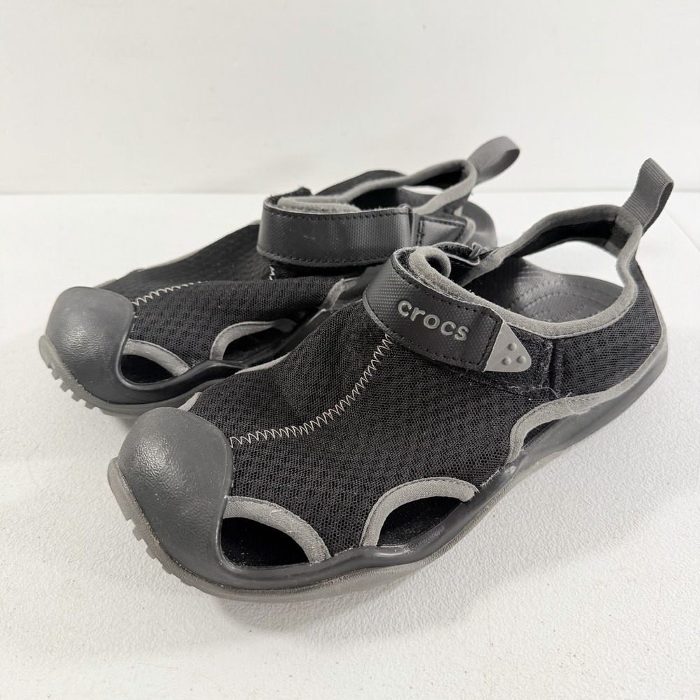 Crocs Swiftwater Mesh Deck Sandals Mens 7 Black Grey Slip On Water Shoes Beach